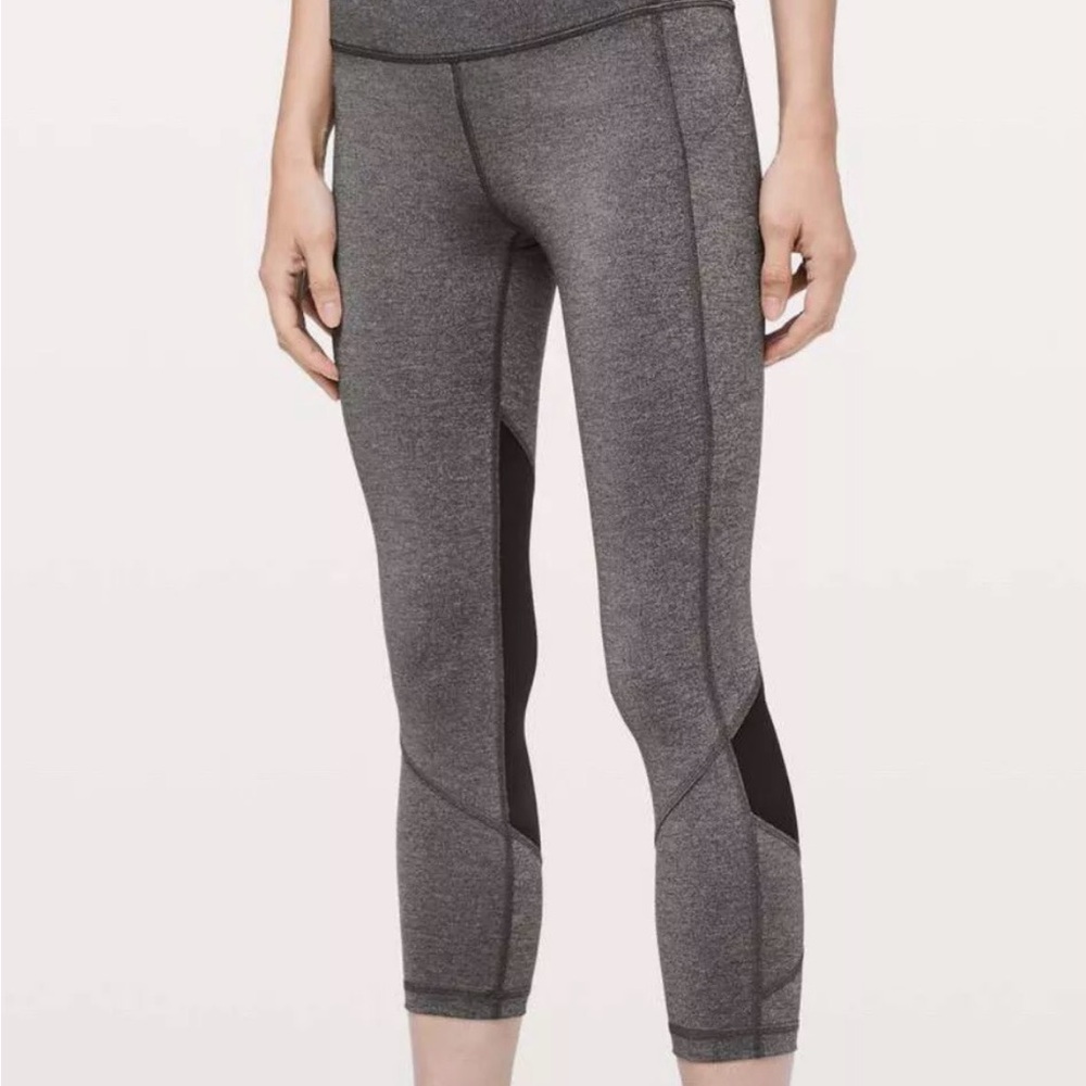 Lululemon NWOT 8 pace rival crop 22